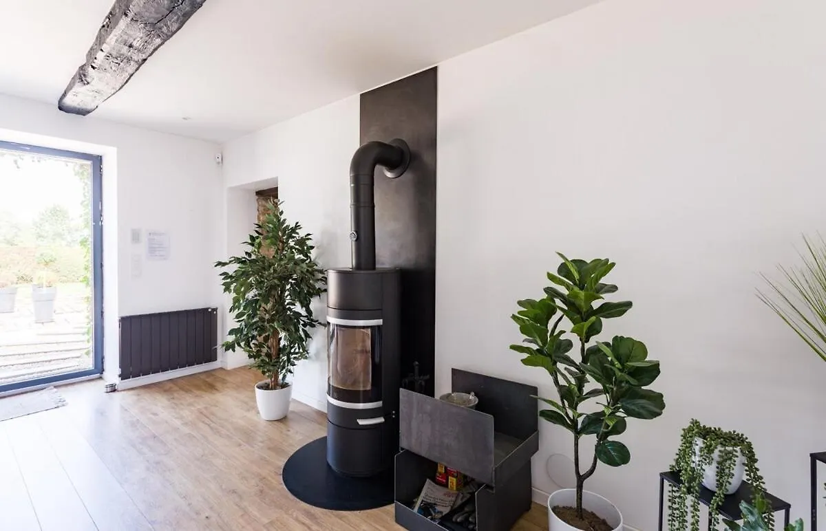 Guest house Villa Touesse - Maison De Charme/Jardin - 8 Pers Saint-Meloir-des-Ondes